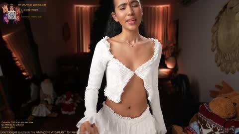 Snapshot of amnie_ chatting on 12.04.24 RETURN 30TH 100 explicit on online show from 12.04.24