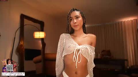 Snapshot of amnie_ chatting on 02.25.25 RETURN 30TH 100 explicit on online show from 02.25.25