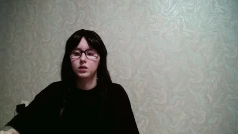 Amomira online show from 10.22.25