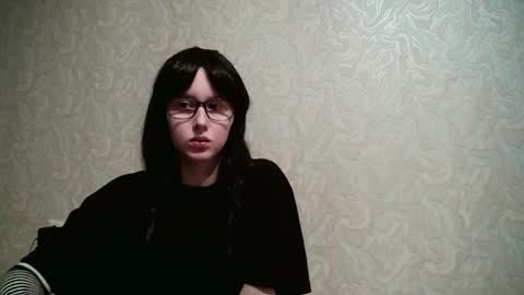 Amomira online show from 10.24.25