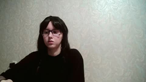 Amomira online show from 12.22.25