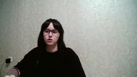 Snapshot of amomira chatting on 05.24.26 Amomira online show from 05.24.26