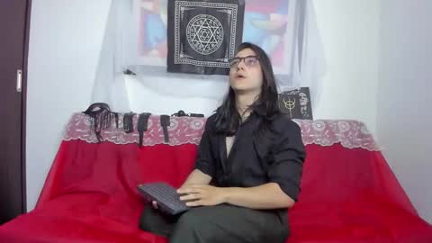 Snapshot of amoneth_xx chatting on 11.14.25 Amoneth online show from 11.14.25