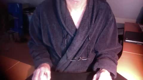 Snapshot of amor2200 chatting on 01.07.26 Amor2200 online show from 01.07.26