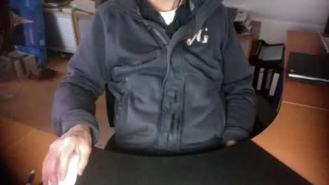 Snapshot of amor2200 chatting on 01.08.26 Amor2200 online show from 01.08.26