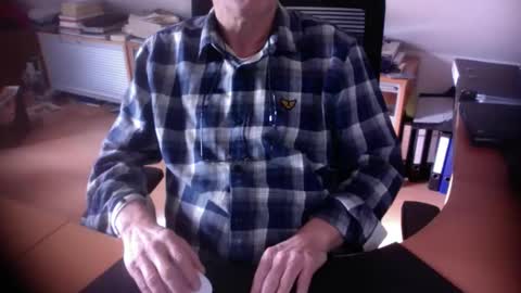 Snapshot of amor2200 chatting on 02.17.26 Amor2200 online show from 02.17.26