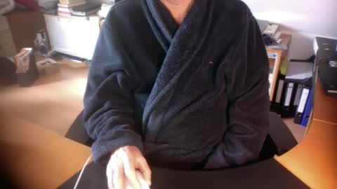 Snapshot of amor2200 chatting on 03.03.26 Amor2200 online show from 03.03.26