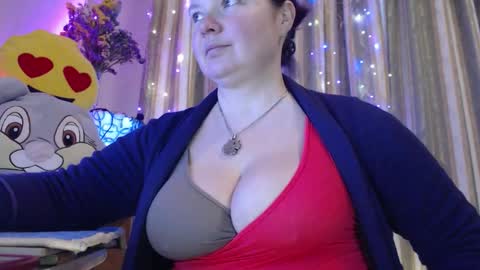 Snapshot of amorelara chatting on 03.24.26 amorelara online show from 03.24.26