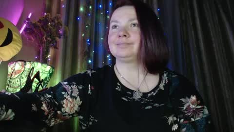 Snapshot of amorelara chatting on 05.19.26 amorelara online show from 05.19.26
