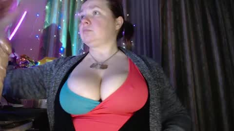 Snapshot of amorelara chatting on 05.22.26 amorelara online show from 05.22.26