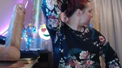 Snapshot of amorelara chatting on 05.30.26 amorelara online show from 05.30.26