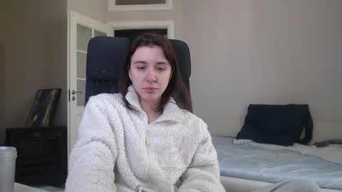 Snapshot of amoremeoww chatting on 05.10.26 miss unforgettable online show from 05.10.26