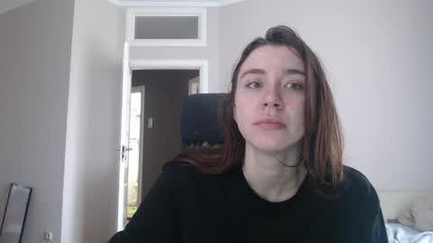 Snapshot of amoremeoww chatting on 05.15.26 miss unforgettable online show from 05.15.26