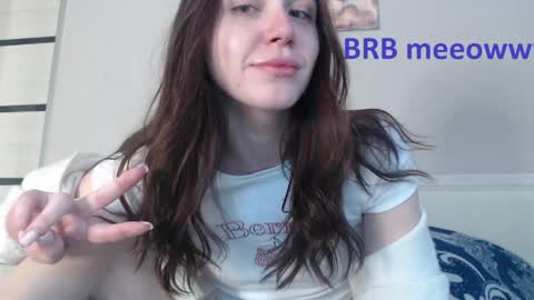 Snapshot of amoremeoww chatting on 05.20.26 miss unforgettable online show from 05.20.26