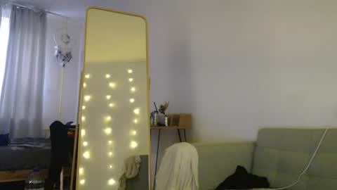 Snapshot of amoremeoww chatting on 06.30.26 miss unforgettable online show from 06.30.26