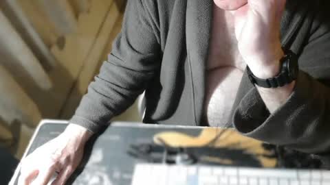 amslave4f online show from 07.09.26