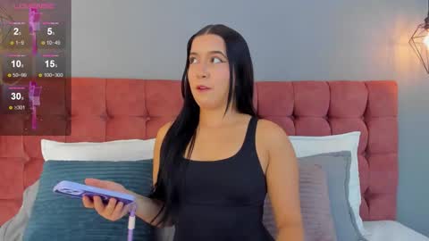 amy_leah_ online show from 02.04.26