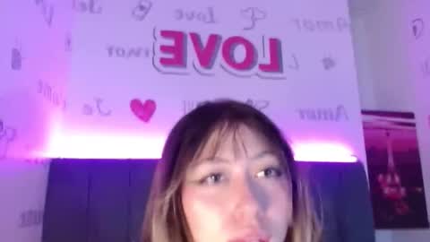 Snapshot of amy_smith3x chatting on 10.16.25 Amy online show from 10.16.25