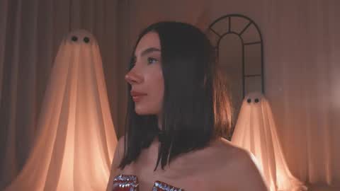 Amy Armstrong online show from 10.14.25