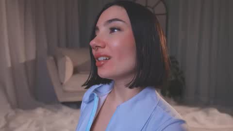 Amy Armstrong online show from 03.25.26