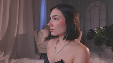 Amy Armstrong online show from 04.17.26