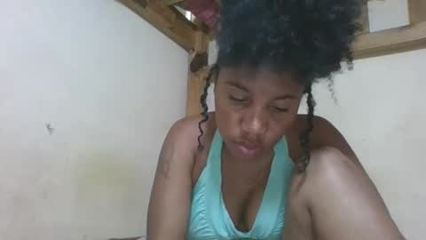 Snapshot of amyatche chatting on 05.19.26 Amyatche online show from 05.19.26