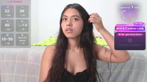 Snapshot of amynovaaa chatting on 05.21.26 amynovaaa online show from 05.21.26