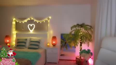 Snapshot of amyvalentine chatting on 12.25.24 AmyValentine online show from 12.25.24