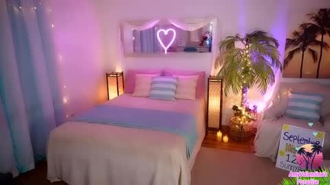 Snapshot of amyvalentine chatting on 09.10.25 AmyValentine online show from 09.10.25