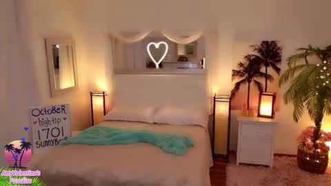 Snapshot of amyvalentine chatting on 10.15.25 AmyValentine online show from 10.15.25