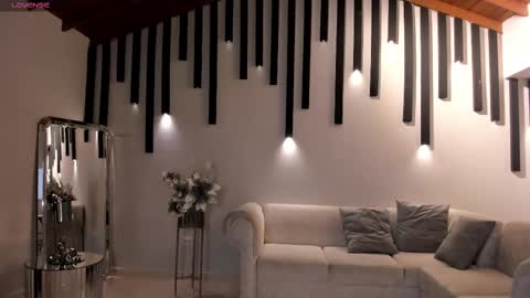 AMY WALKER online show from 02.20.25