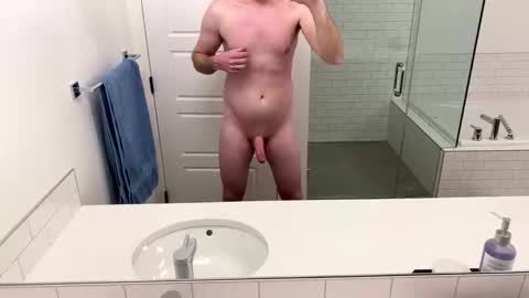 Snapshot of an851986 chatting on 12.14.25 an851986 online show from 12.14.25