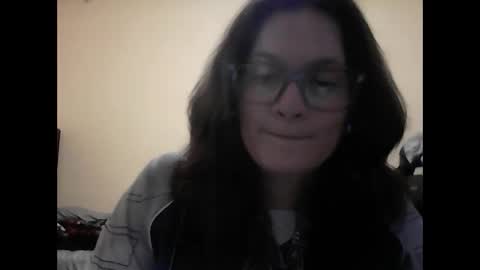 Snapshot of an_e333 chatting on 10.12.25 an_e333 online show from 10.12.25