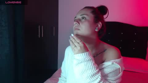 ana_arms_ online show from 04.03.26