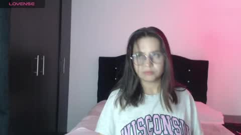 ana_arms_ online show from 04.26.26