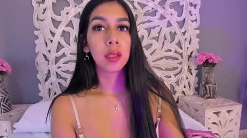 Ana Gonzalez online show from 05.09.26