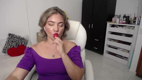  Ana  online show from 01.08.25