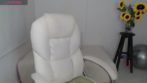  Ana  online show from 10.11.25