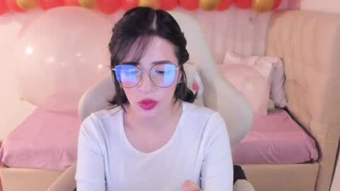 Im anna but you can call me as you want online show from 02.07.25