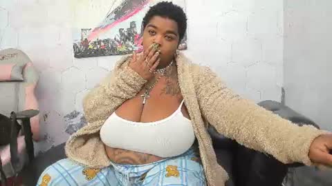 Snapshot of anaa_fuentess chatting on 07.24.26 Call me Ana online show from 07.24.26