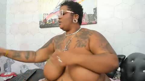Snapshot of anaa_fuentess chatting on 07.28.26 Call me Ana online show from 07.28.26