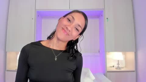anaacollins_ online show from 06.27.26