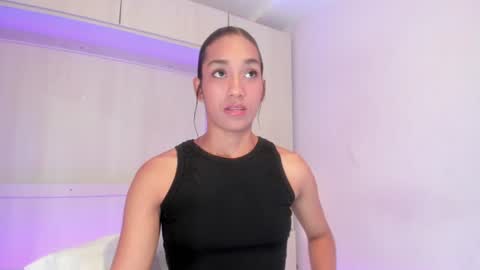 anaacollins_ online show from 07.26.26