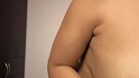 Snapshot of anabel693_ chatting on 04.04.26 Anabel Alice Gandara online show from 04.04.26