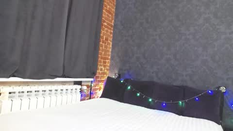 Snapshot of anabelblack chatting on 09.24.25 Anna online show from 09.24.25