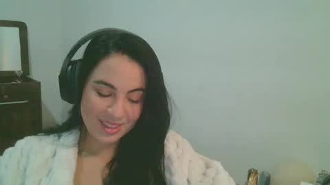 Snapshot of anabelenogueira1 chatting on 04.11.26 anabelenogueira1 online show from 04.11.26