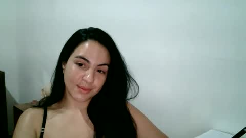 Snapshot of anabelenogueira1 chatting on 05.27.26 anabelenogueira1 online show from 05.27.26