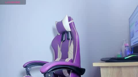 Anabella online show from 10.31.25