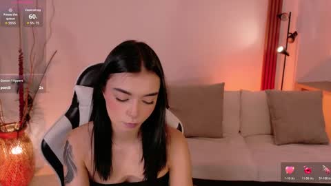 Snapshot of anabelwolf chatting on 04.24.26 ANABEL WOLF online show from 04.24.26