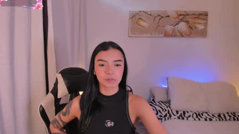 Snapshot of anabelwolf chatting on 05.24.26 ANABEL WOLF online show from 05.24.26